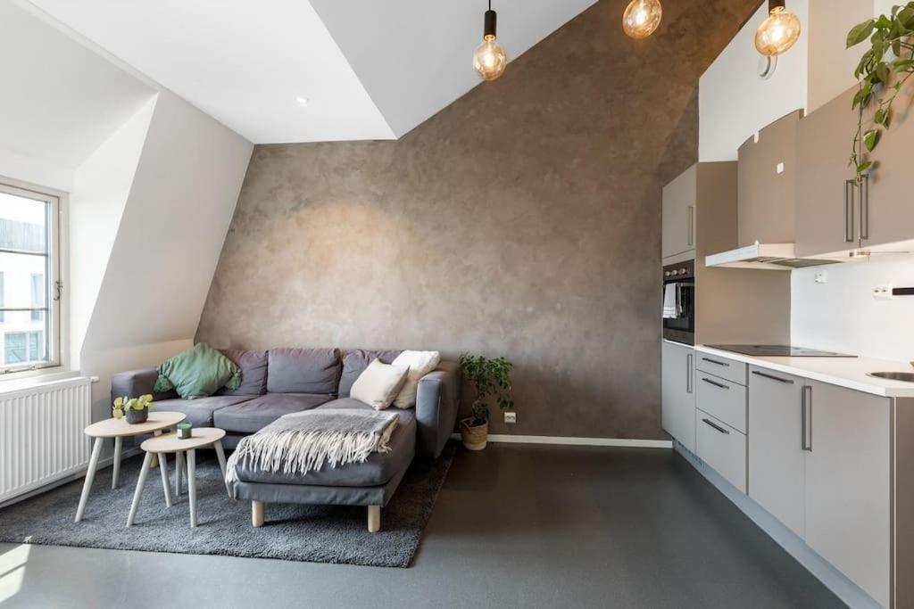 1-Roms Toppleilighet Pa Tangen/Bystranda Apartment Kristiansand Ngoại thất bức ảnh